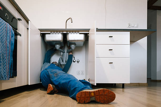 Professional Leak Detection technician working in Pennington, NJ